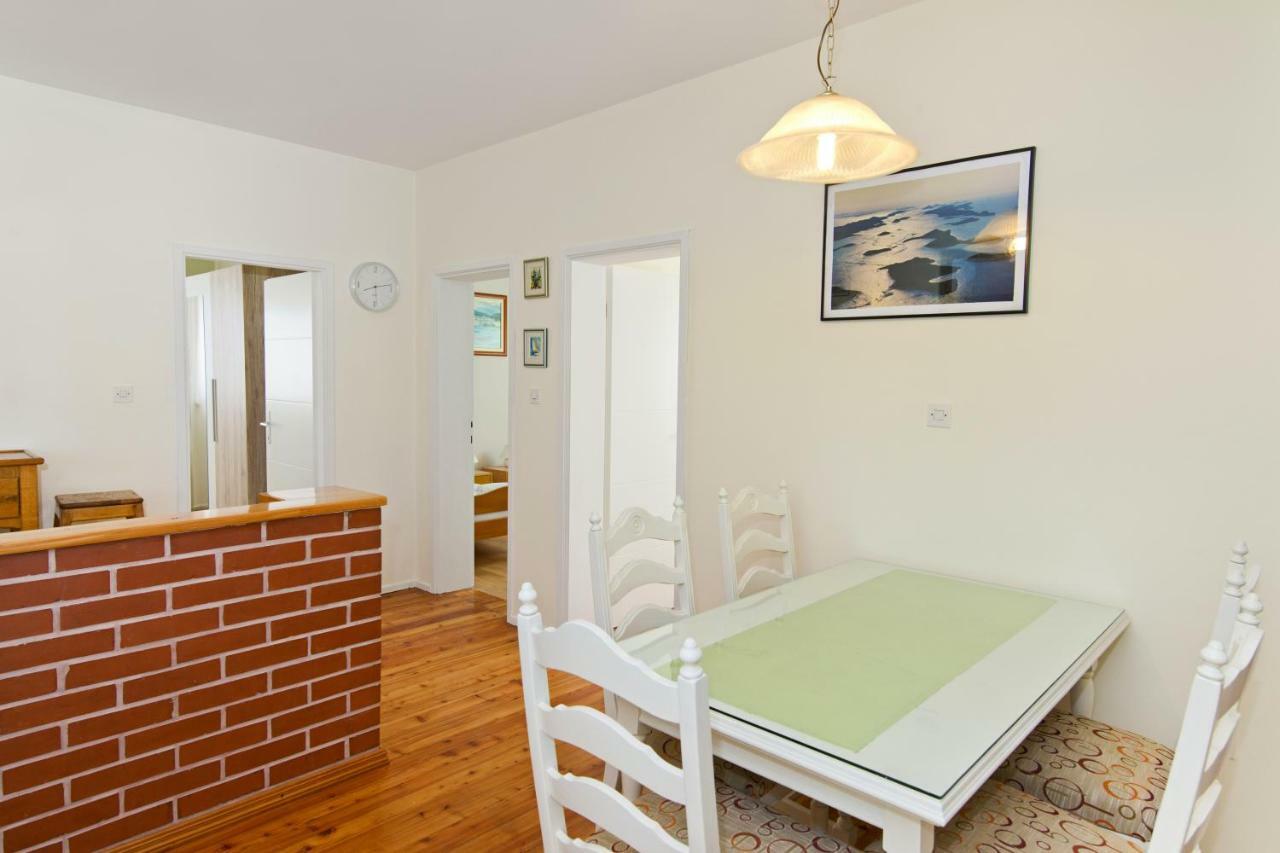Apartment Ana Betina  Buitenkant foto